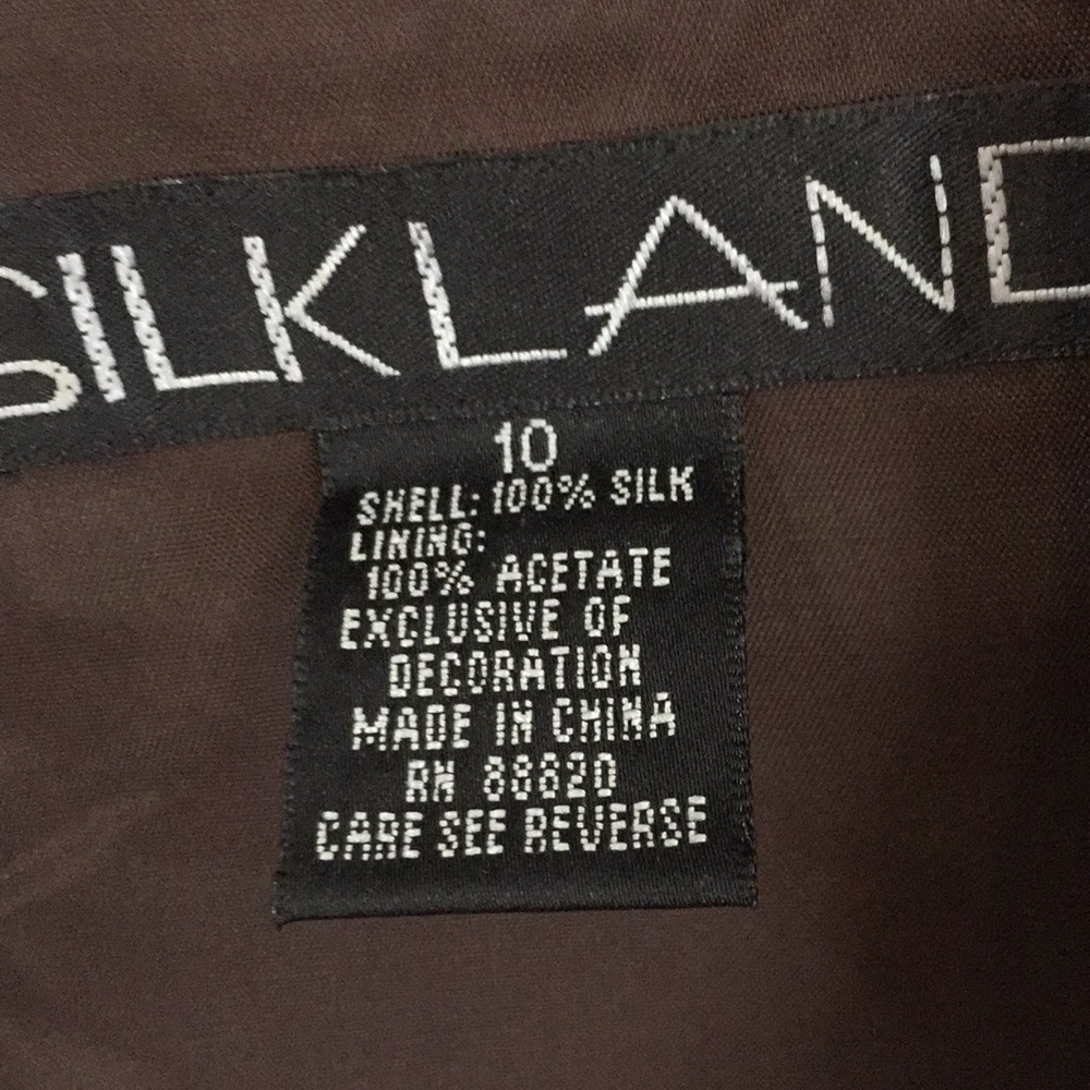 Silkland Brown Silk Top with Embroidered Beaded Pineapples Size 10 - Picture 10 of 15
